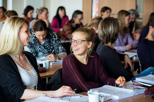 Ayurveda Akademie - Schüler*innen im Seminar