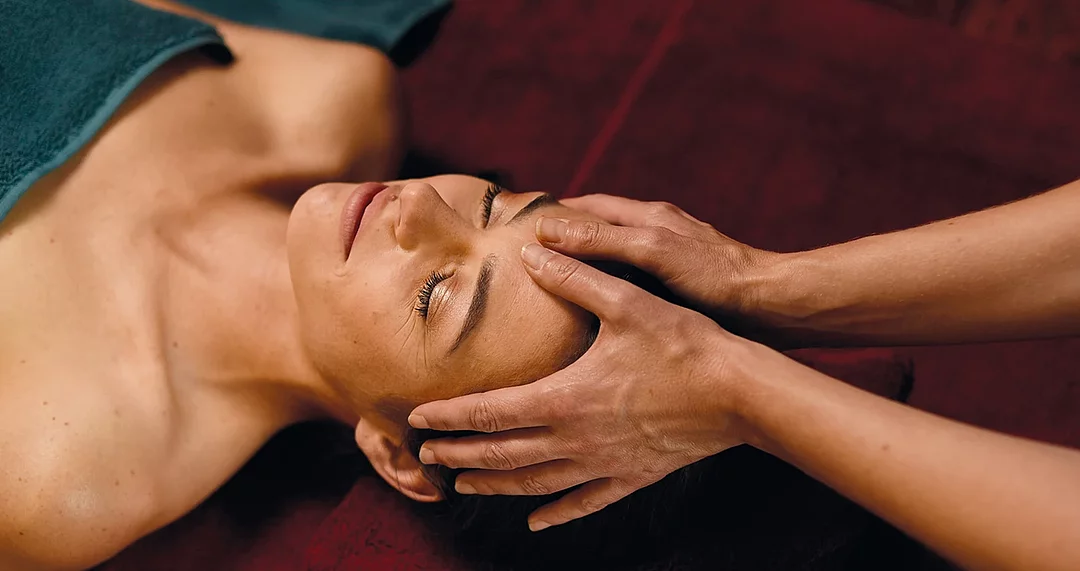 Freie Plätze vom 28. Juni bis 3. Juli 2026Schenken Sie sich selbst ayurvedisches Wohlbefinden! Klassische Ayurveda-Wellness-Kur für Körper, Geist und Seele.&nbsp;Platz sichern