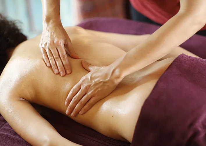 Doshas – Massage – KulinarikAyurveda erleben. Eine Übernachtung in Birstein mit Wohlfühlprogramm – direkt vor dem Infotag.Jetzt buchen