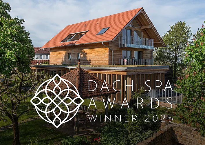 Wir haben gewonnen!Dankbar und stolz nahmen wir den DACH Spa Award 2025 in der Kategorie „Ayurveda” entgegen.zum artikel